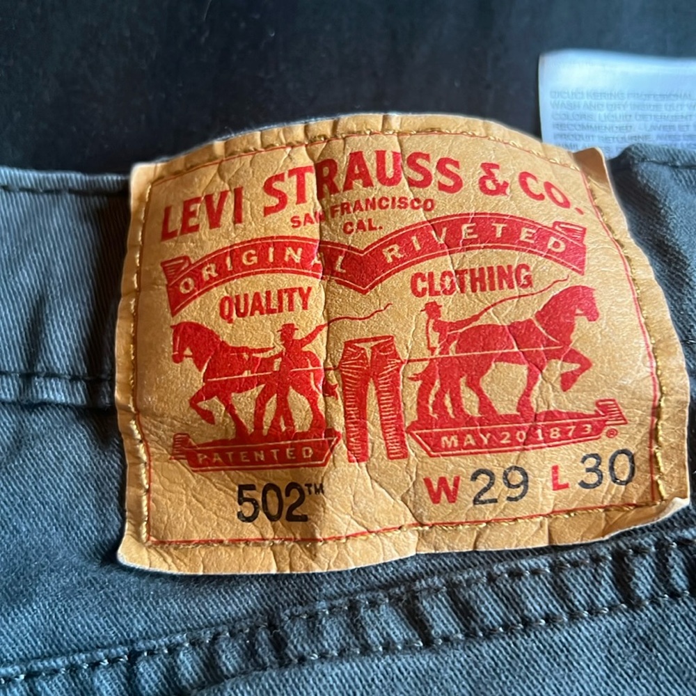 Levi’s 502